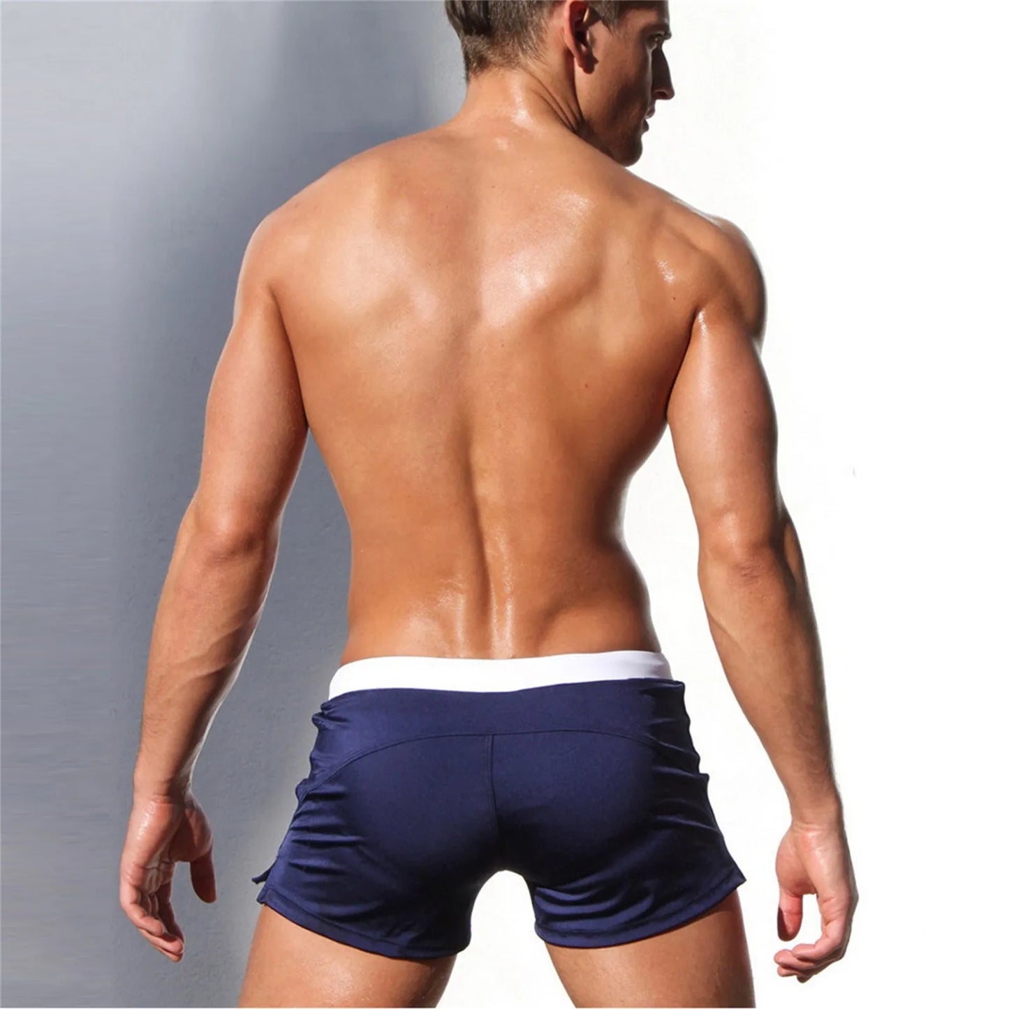 Men's Swim Trunks Fashion Swimsuit with Pocket Zipper Design Beach Boxer Shorts Summer Vacation Board Shorts