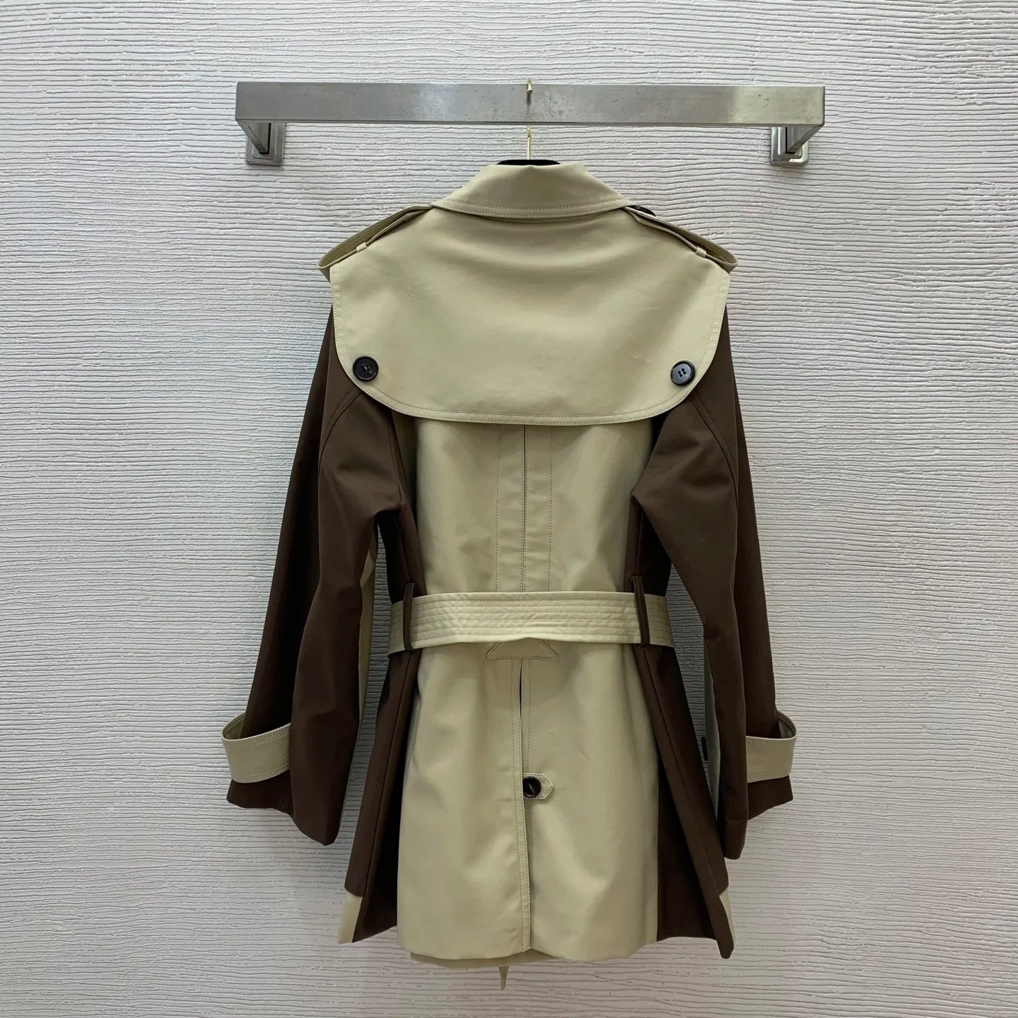 2025 slim new women's clothing contrast color stitching double-breasted belt waist slim lapel long sleeve short windbreaker jack