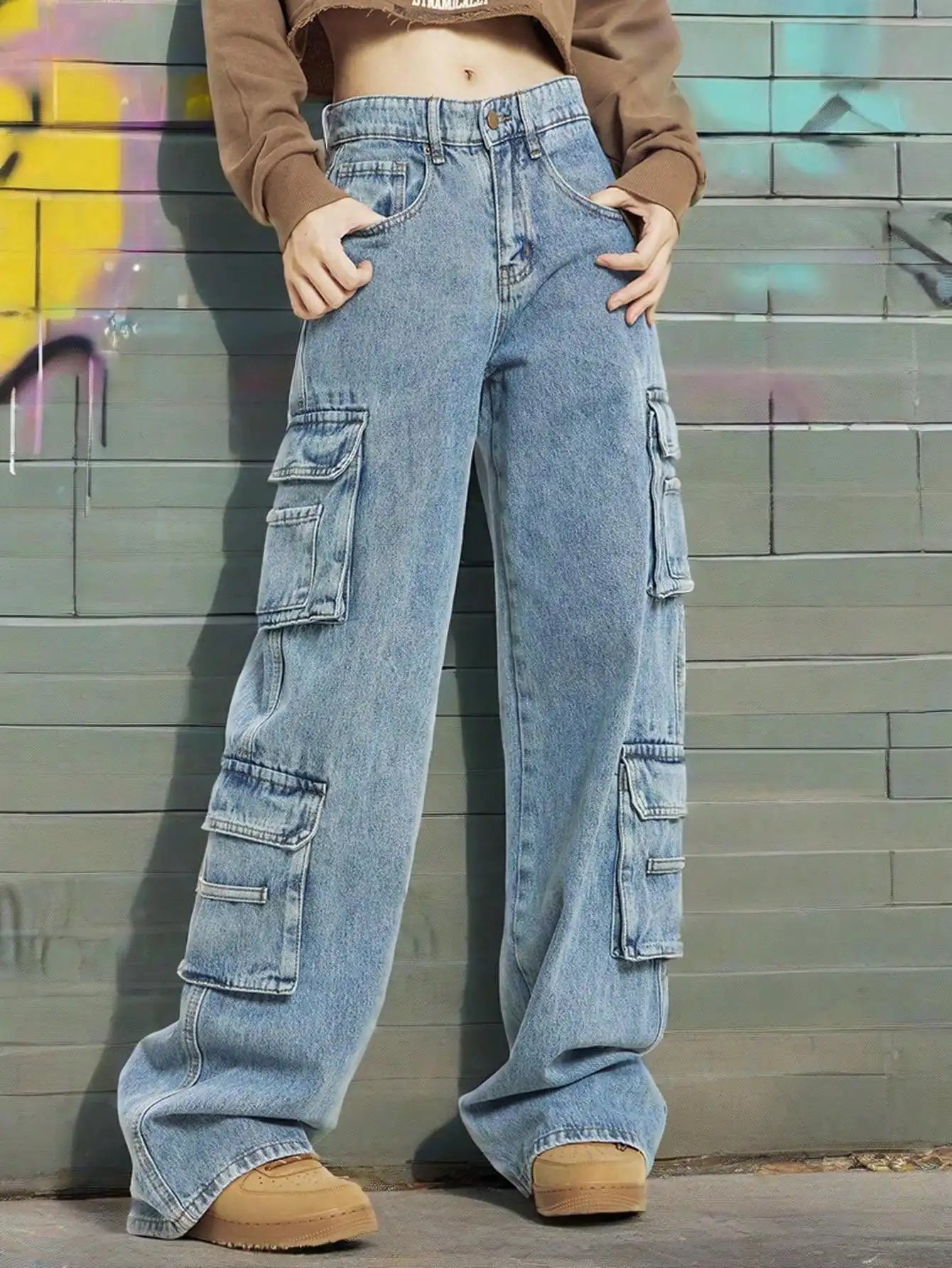 Women's street loose straight leg jeans with practical workwear pockets and floor standing hanging hems | Women's street pants w